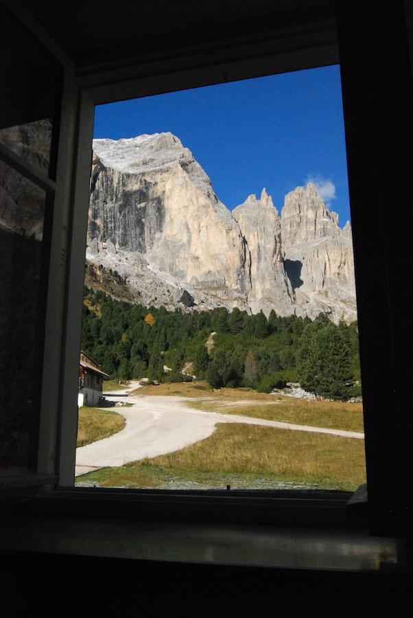 Rifugio Gardeccia Hutte Hotel Pozza di Fassa Kamer foto