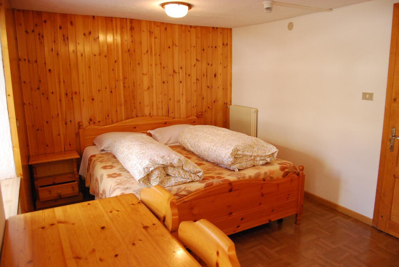 Rifugio Gardeccia Hutte Hotel Pozza di Fassa Kamer foto