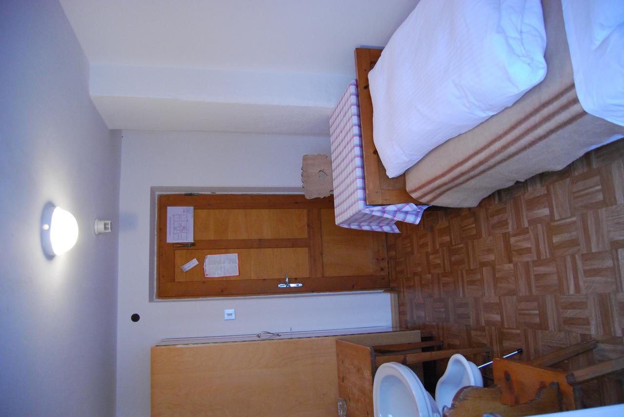 Rifugio Gardeccia Hutte Hotel Pozza di Fassa Kamer foto